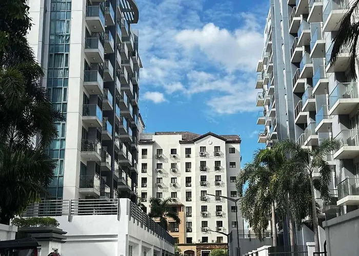 Lovely Unit With Free Wi-fi & Netflix I Across Naia T3 Airport *