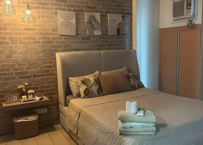 Lovely Unit With Free Wi-fi & Netflix I Across Naia T3 Airport マニラ市