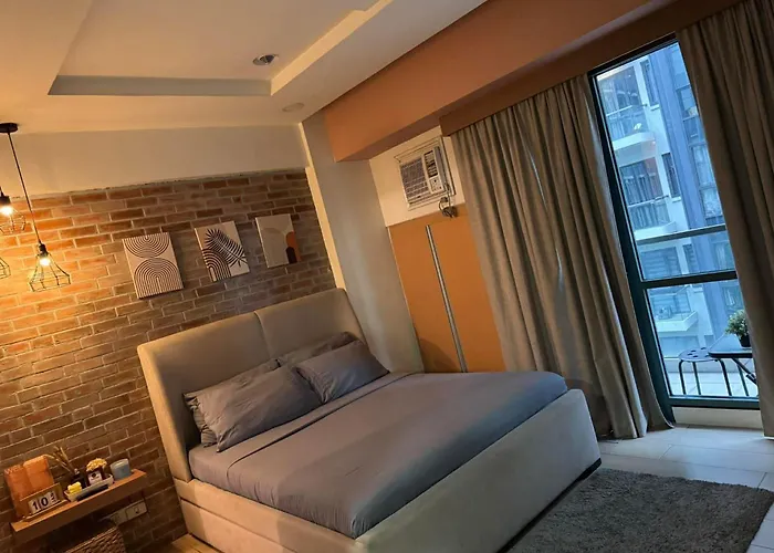 Lovely Unit With Free Wi-fi & Netflix I Across Naia T3 Airport アパート マニラ市